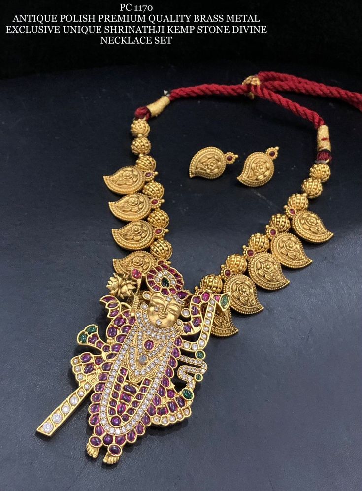 Super Gold And Work Spritual necklace set
